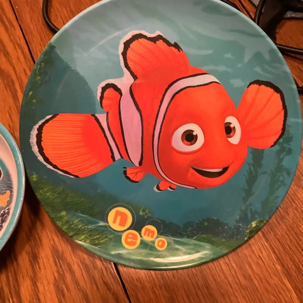 Vintage 90s Disney Finding Nemo Melamine Plate and Bowl Zaks Design Set - Picture 2 of 6